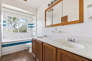 12716 Pauls Valley Rd, Austin, TX 78737 - Photo 7
