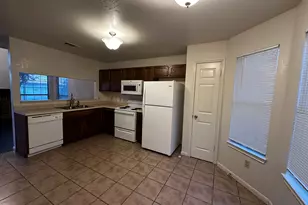 7213 Oak Meadow Dr, Austin, TX 78736 - Photo 7