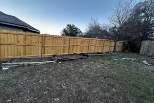 7213 Oak Meadow Dr, Austin, TX 78736 - Photo 17