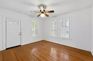 3307 Helms St, Austin, TX 78705 - Photo 7