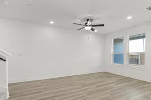 18909 Schultz Ln, Round Rock, TX 78664 - Photo 7