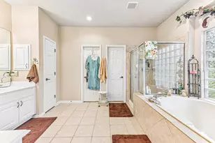 109 Elm Wood Dr, Elgin, TX 78621 - Photo 21