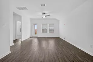 5825 Taunte Dr, Del Valle, TX 78617 - Photo 3