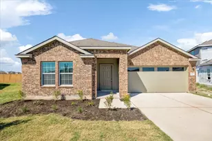 425 Escondido Cir, San Marcos, TX 78666 - Photo 1