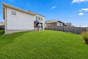 189 Durian Loop, Buda, TX 78610 - Photo 29