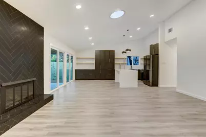 2902 Jorwoods Drive, Austin, TX 78745 - Photo 5
