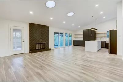 2902 Jorwoods Drive, Austin, TX 78745 - Photo 3