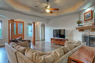 124 Summer Oak Ct, Georgetown, TX 78628 - Photo 9