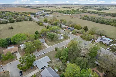 1100 Monte Vista Drive, Lockhart, TX 78644 - Photo 27