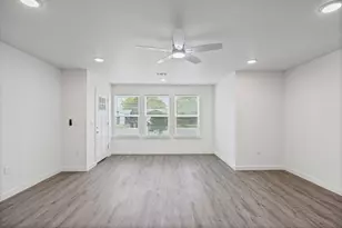 1100 Monte Vista Dr, Lockhart, TX 78644 - Photo 7