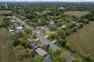 1100 Monte Vista Dr, Lockhart, TX 78644 - Photo 29