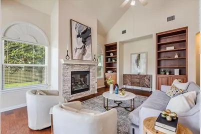 11101 Sandstone Trail, Austin, TX 78750 - Photo 3