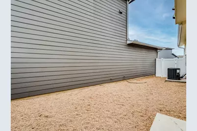 7904 Mandela Bend, Austin, TX 78744 - Photo 11