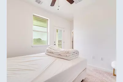 7904 Mandela Bend, Austin, TX 78744 - Photo 5