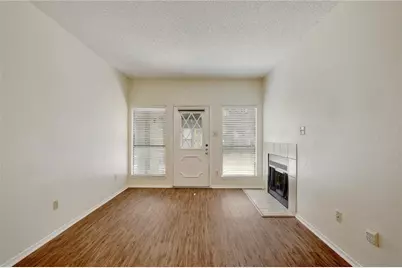 806 W 24th Street #122, Austin, TX 78705 - Photo 5