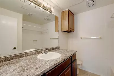 806 W 24th Street #122, Austin, TX 78705 - Photo 15