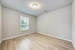 7207 Auburn Blaze Ln, Austin, TX 78744 - Photo 21