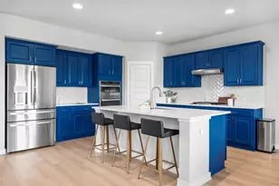 7207 Auburn Blaze Ln, Austin, TX 78744 - Photo 3