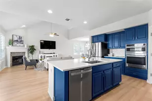 7207 Auburn Blaze Ln, Austin, TX 78744 - Photo 13