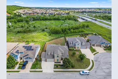 7207 Auburn Blaze Lane, Austin, TX 78744 - Photo 5