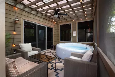 2302 E 9th Street, Austin, TX 78702 - Photo 25