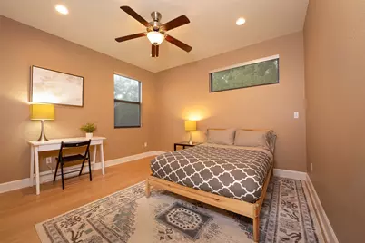 2302 E 9th Street, Austin, TX 78702 - Photo 19