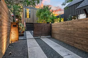 2212 S 2nd St, Austin, TX 78704 - Photo 23