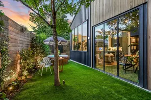 2212 S 2nd St, Austin, TX 78704 - Photo 21