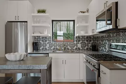 2941 E 14th Street #2, Austin, TX 78702 - Photo 5