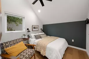 2941 E 14th St, Austin, TX 78702 - Photo 9