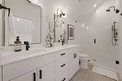 2941 E 14th Street #2, Austin, TX 78702 - Photo 13