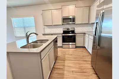 129 Perfect World Loop, Jarrell, TX 76537 - Photo 7