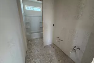 320 Leeland Dr, Liberty Hill, TX 78642 - Photo 23