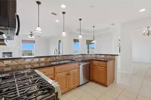 15620 Harry Lind Rd, Elgin, TX 78621 - Photo 21