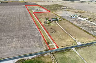 15620 Harry Lind Rd, Elgin, TX 78621 - Photo 3