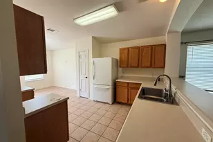 116 Spur Cove, Kyle, TX 78640 - Photo 7