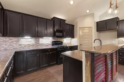 2412 Lyla Lane, Leander, TX 78641 - Photo 7