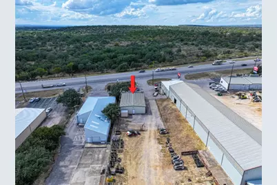 3411 N US Highway 281, Marble Falls, TX 78654 - Photo 31
