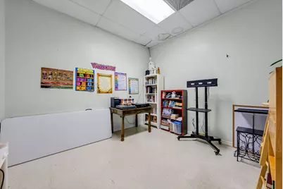 3411 N US Highway 281, Marble Falls, TX 78654 - Photo 15