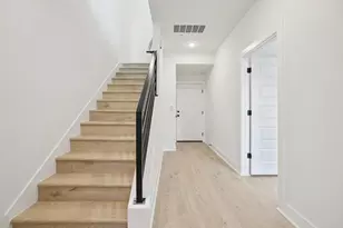 200 W 56th St, Austin, TX 78751 - Photo 13