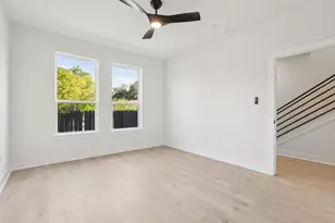 200 W 56th St, Austin, TX 78751 - Photo 15