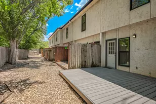 1307 Kinney Ave, Austin, TX 78704 - Photo 17