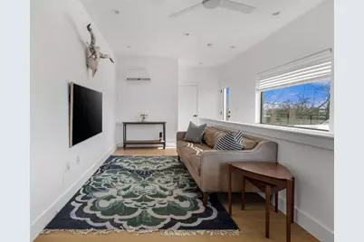 1301 Deloney Street, Austin, TX 78721 - Photo 33