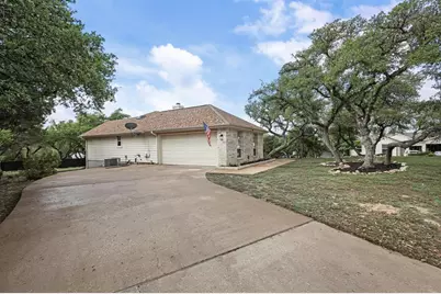 21105 Newport Cove, Lago Vista, TX 78645 - Photo 35
