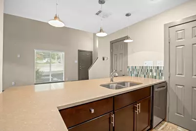 1506 Rockdale Circle #A, Austin, TX 78704 - Photo 5