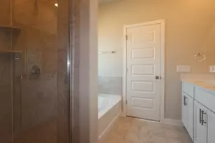 4717 Lava Is Dr, Austin, TX 78747 - Photo 9