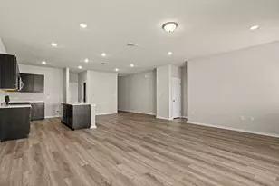 25536 Flora Bella Ln, Elgin, TX 78621 - Photo 31