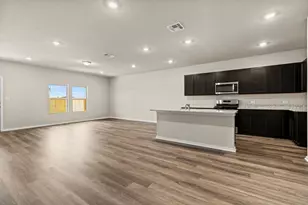 25536 Flora Bella Ln, Elgin, TX 78621 - Photo 13