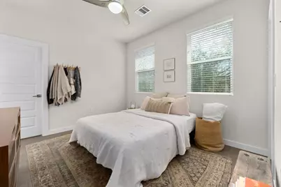 913 Valdez Street #A & B, Austin, TX 78741 - Photo 31