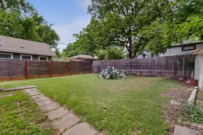 1912 Holly Street, Austin, TX 78702 - Photo 3